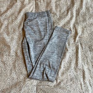 Light grey leggings